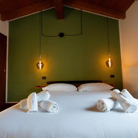 Relax Tra Il Legno E Il Piacenza